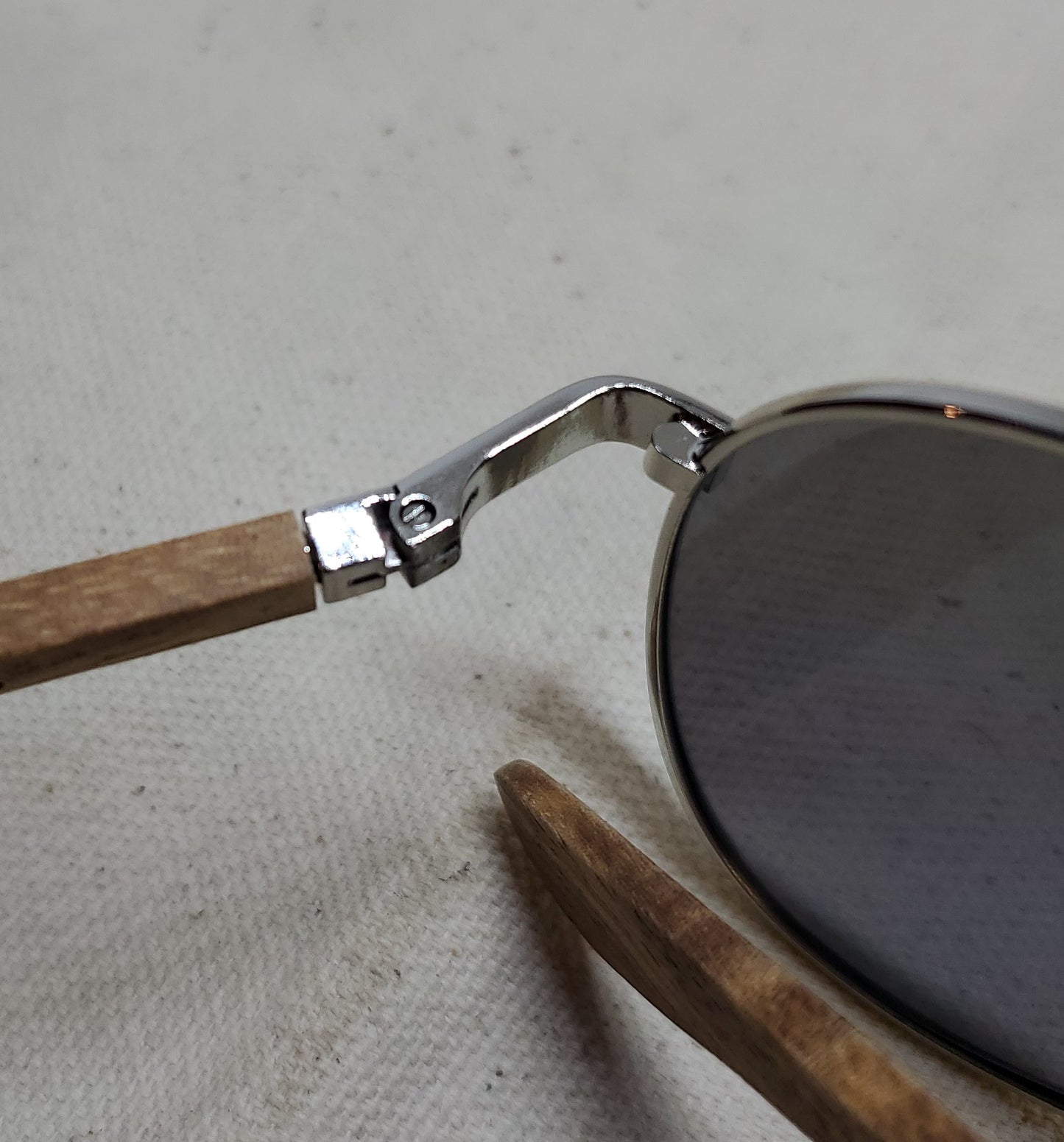 Detroit Mint Driver Sunglasses Blue Lenses