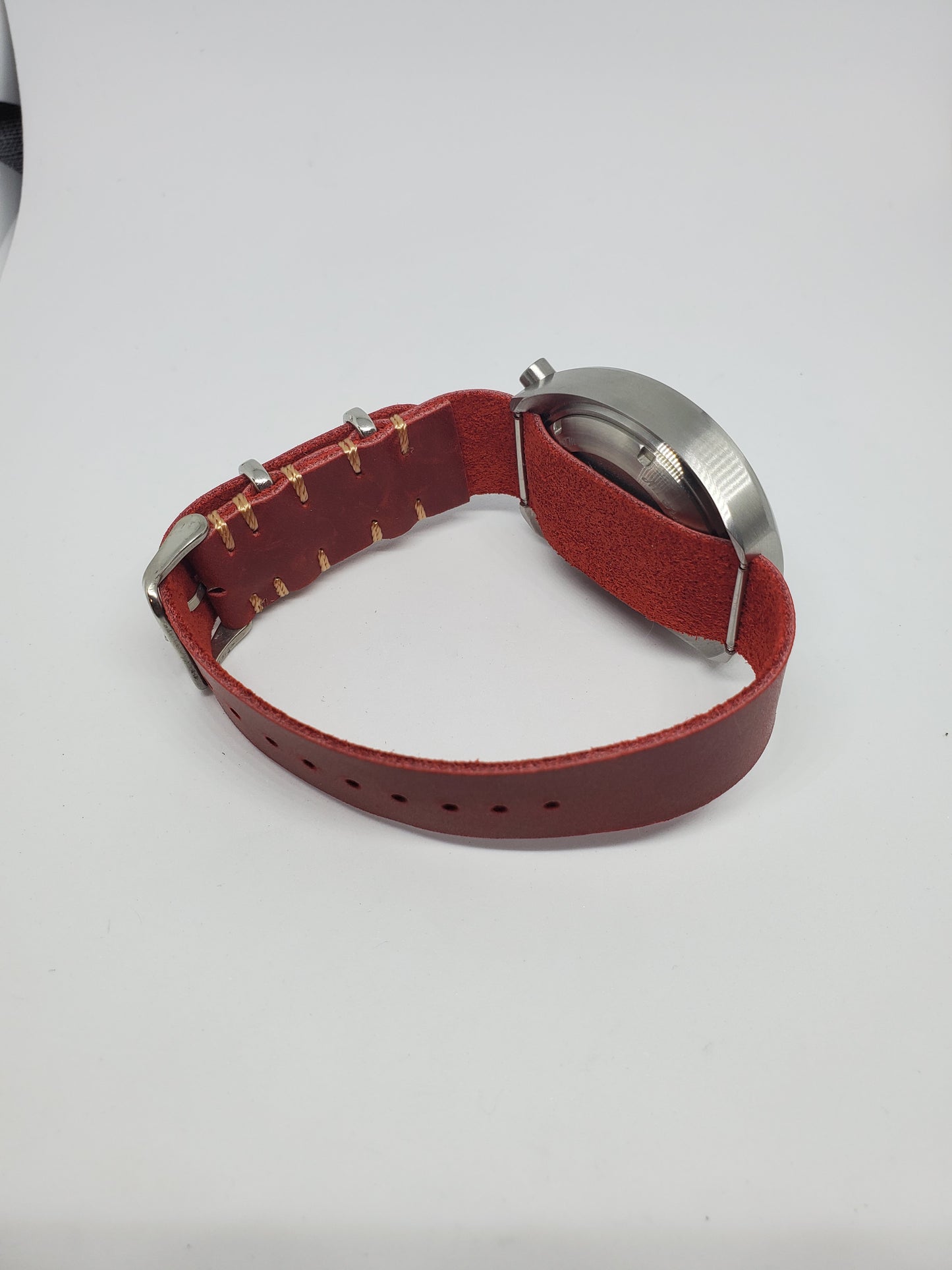 Red Swedish Leather Single Pass Watch Strap Kvarnsjo